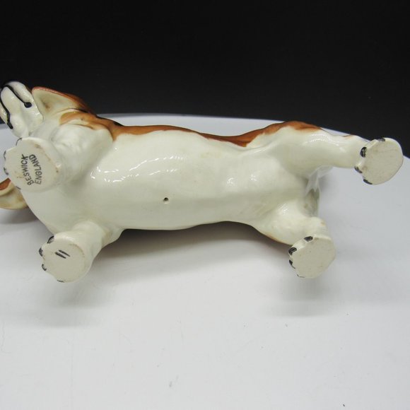 BESWICK BASSET HOUND FIGURINE.  8 INCHES. - Picture 8 of 8